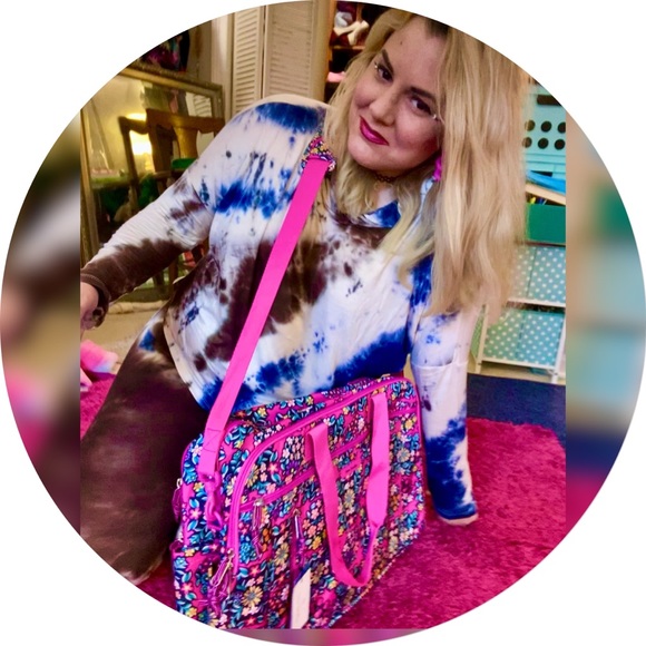 Vera Bradley Lighten Up Weekender Crossbody - Picture 16 of 16